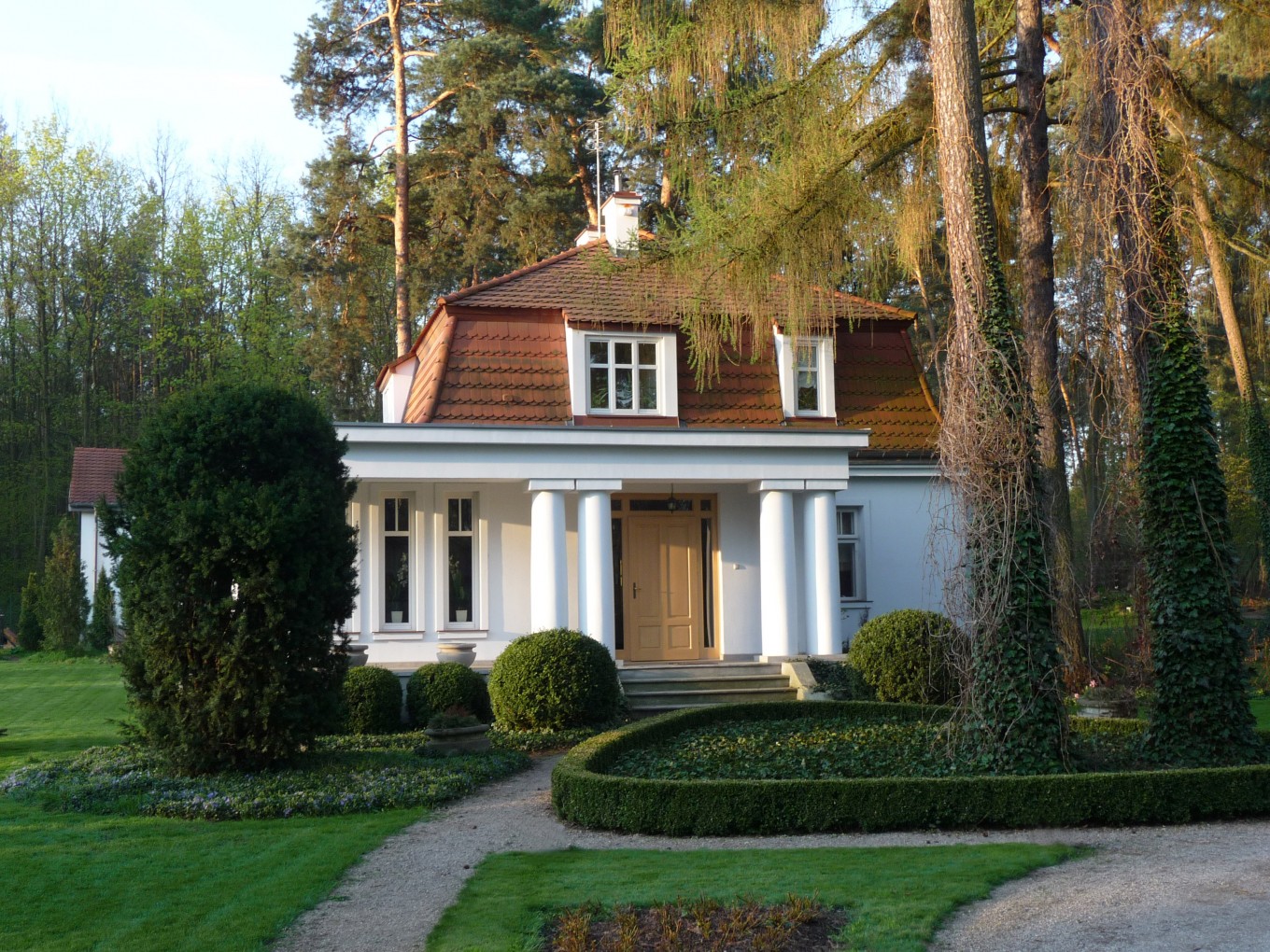 Projekt renowacji i rozbudowy - Zabytkowy dom w Podkowie Leśnej :: JMSA - biuro architektoniczne, architekci Magdalena Ignaczak, Jacek Kunca